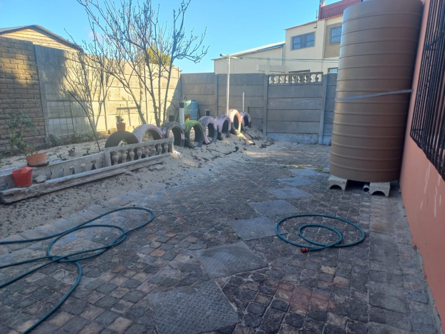 3 Bedroom Property for Sale in Gaylee Western Cape